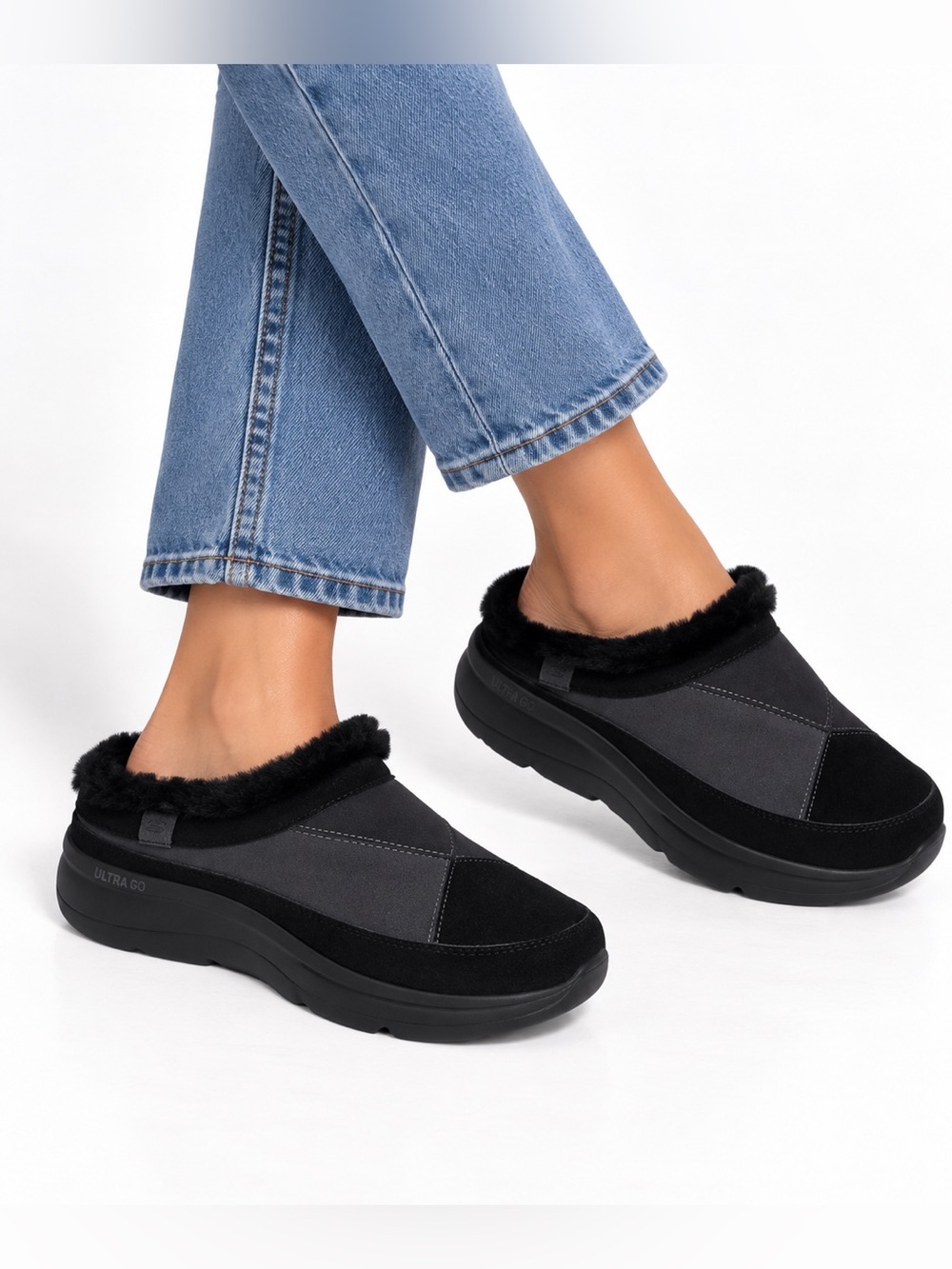 Skechers NEW On The Go Encore Carly black suede mules women’s 7